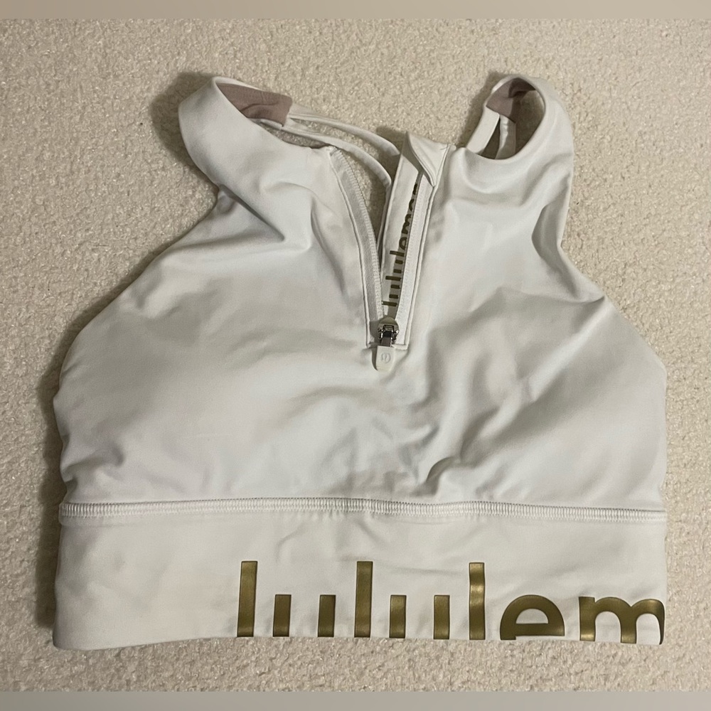 Lululemon sport bra